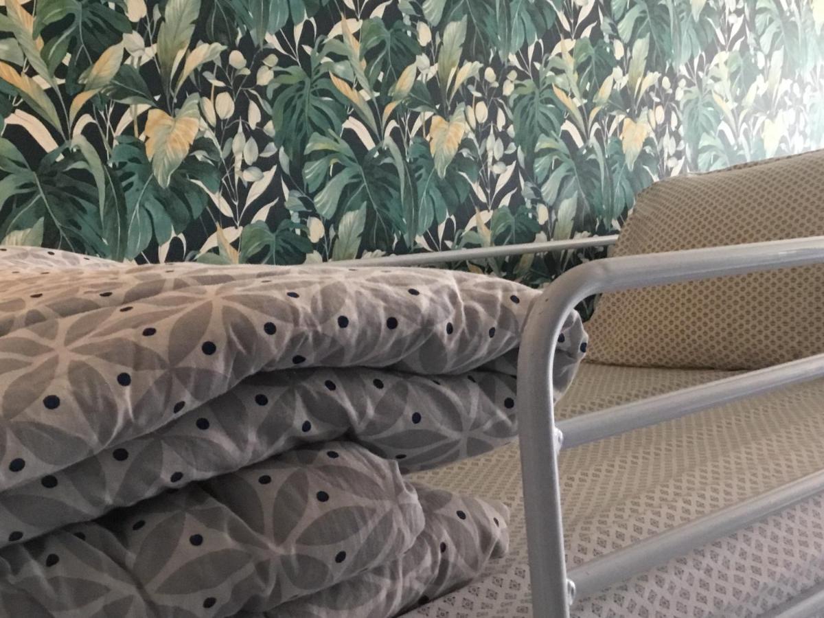 Just For Sleep-Daily Stay 20H To 10H Apres Votre Arrivee Dans Le Batiment D'Entree, Contact I'Hote Via Le Message Ici De Reservation Pour L'Enregistrement I'Entree Dans La Propriete Sans I'Approbation Est Interdite-Resevation D'Un Tiers Est Inaccepta Bobigny Esterno foto